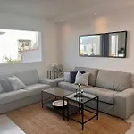 度假居 Nyrenoverat! Beachfront Townhouse Med Pool