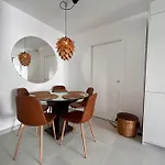Nyrenoverat! Beachfront Townhouse Med Pool * 马拉加